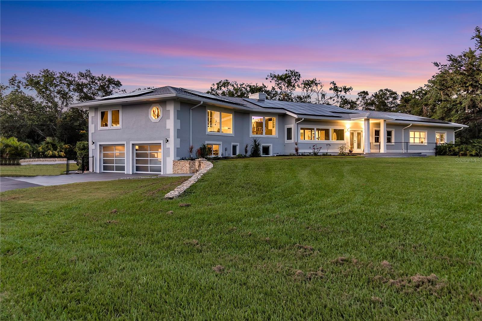 3425 W FOREST LAKE CIRCLE