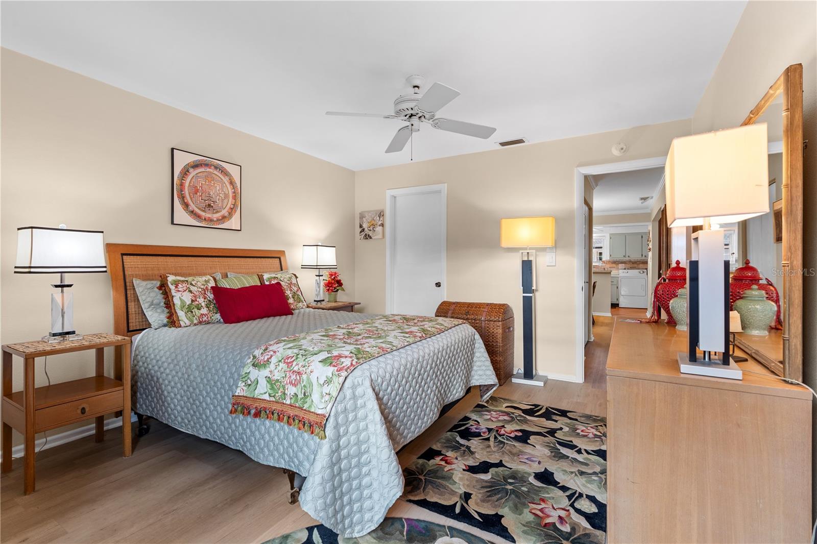 PATRIOT SQUARE APTS - Residential