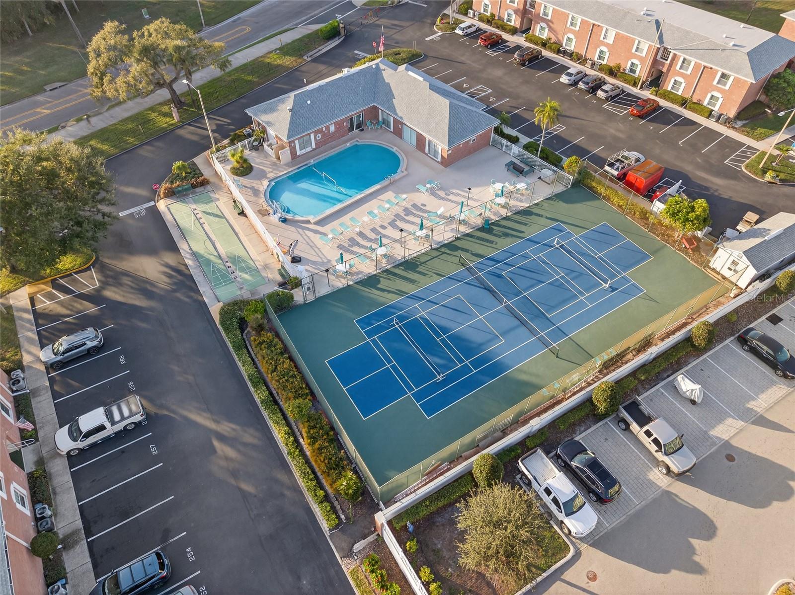 PATRIOT SQUARE APTS - Residential