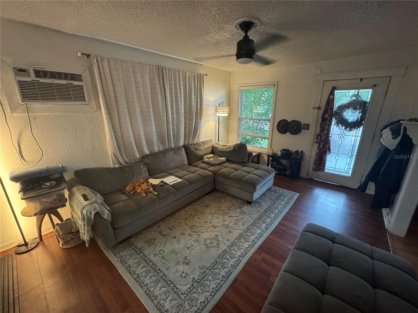 910 E ESKIMO AVENUE