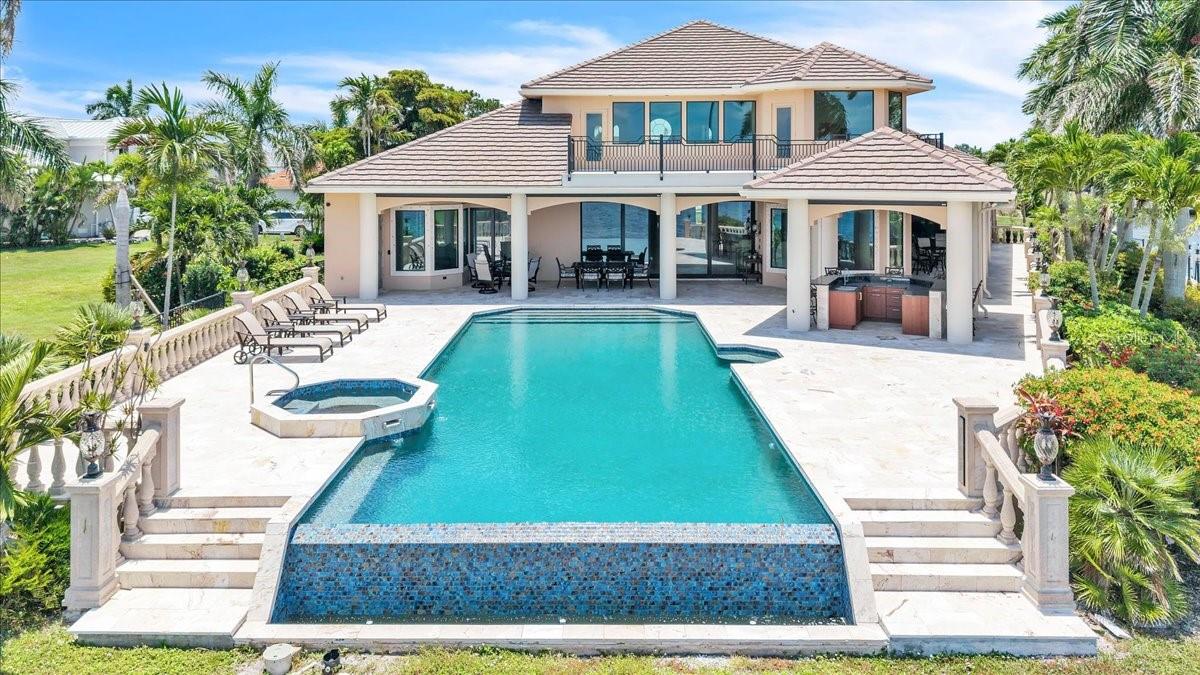 3 HIBISCUS DRIVE
