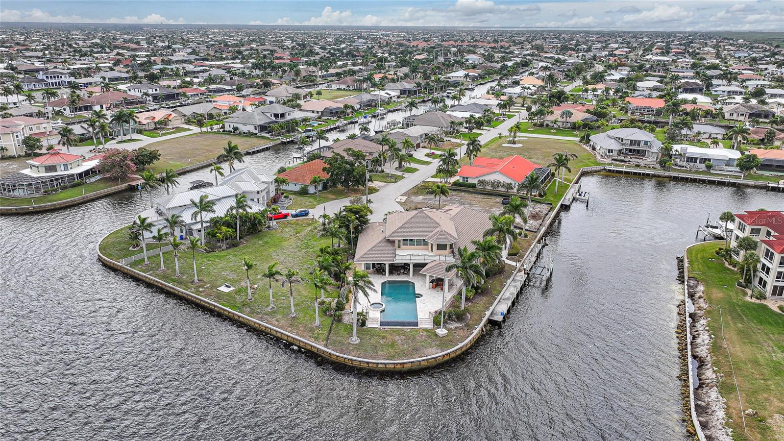 PUNTA GORDA ISLES SEC 04 - Residential