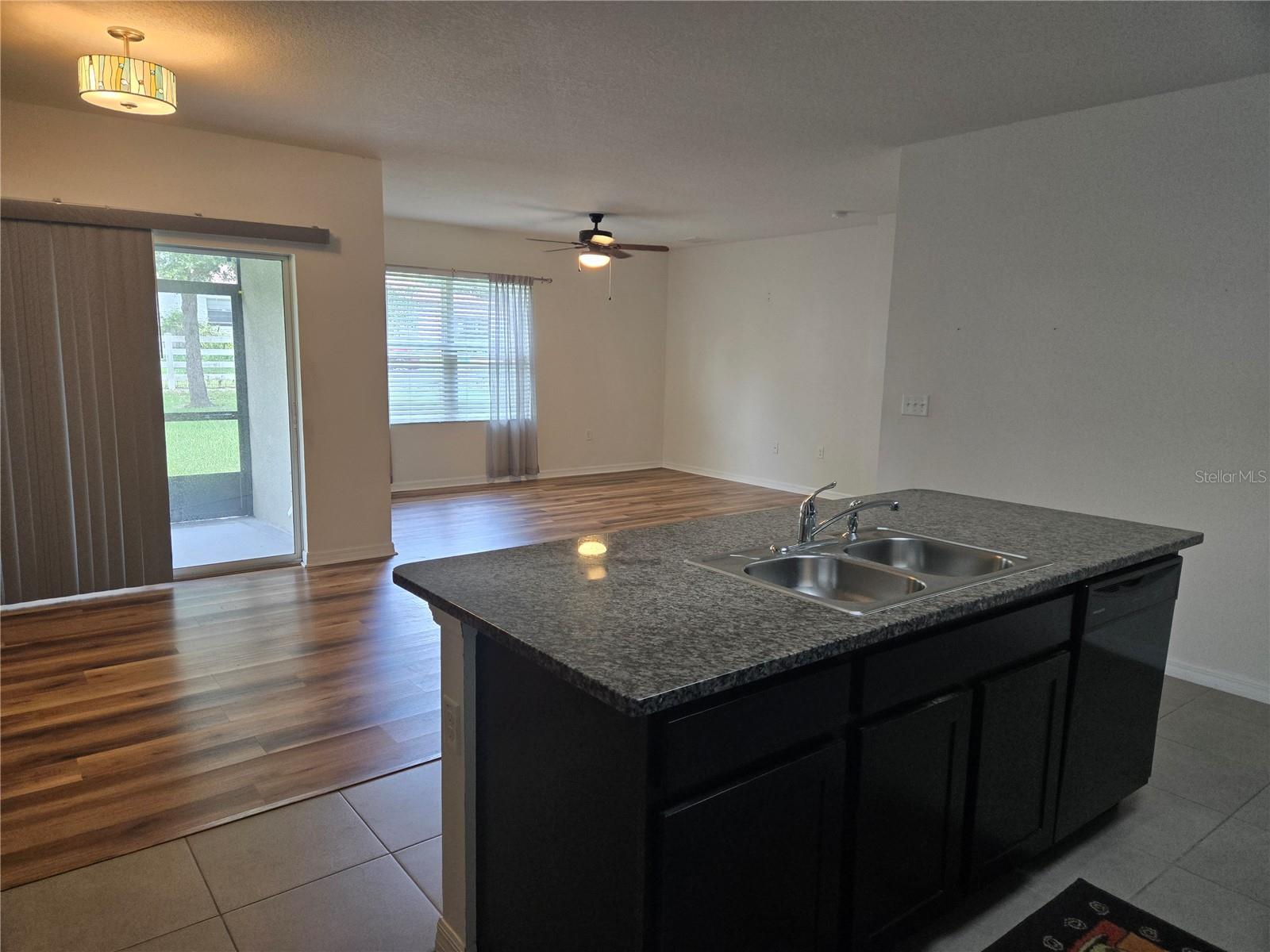 9724 TRONCAIS CIRCLE