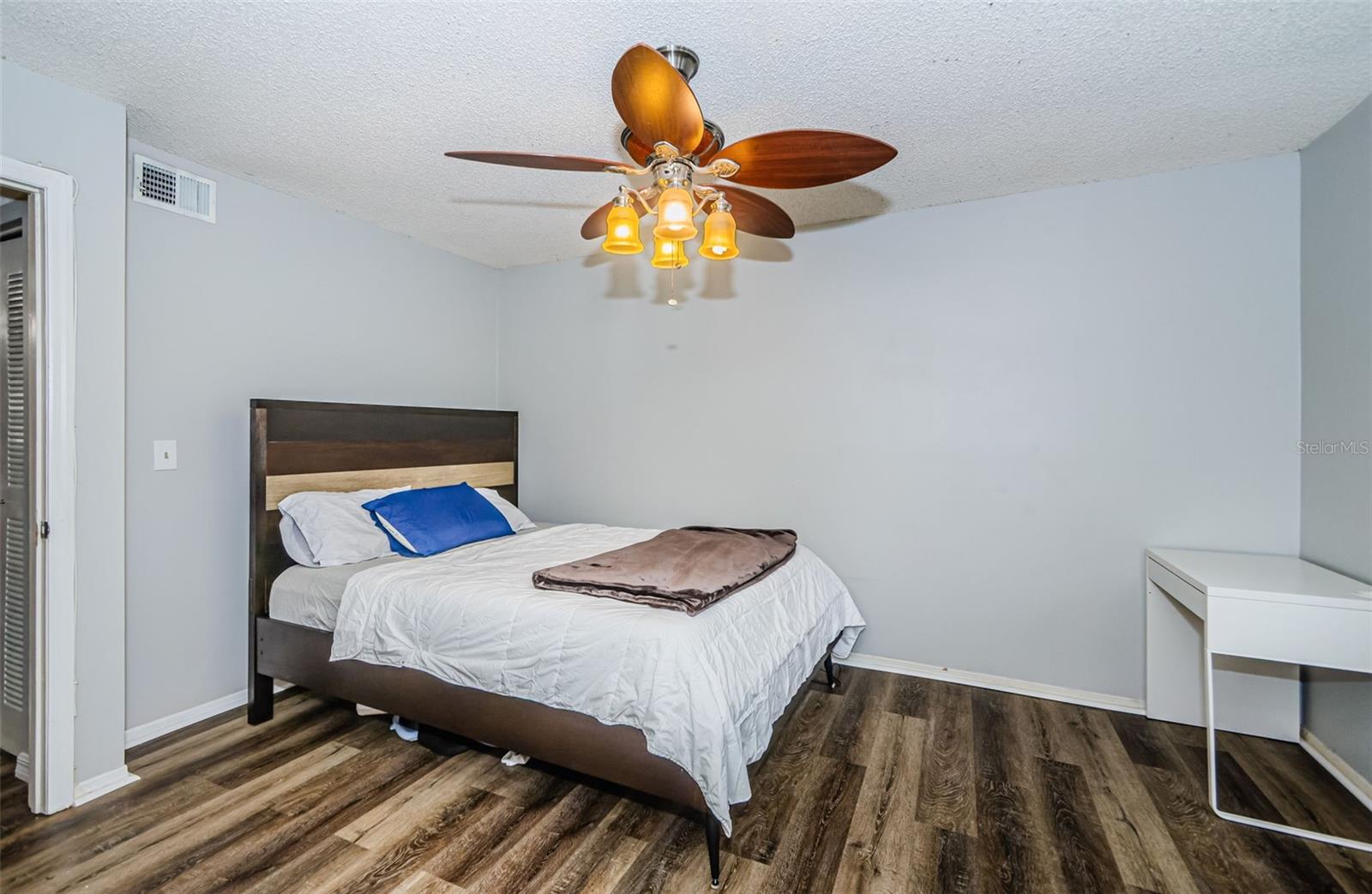 THE LANDINGS OF TAMPA A CONDOM - Residential
