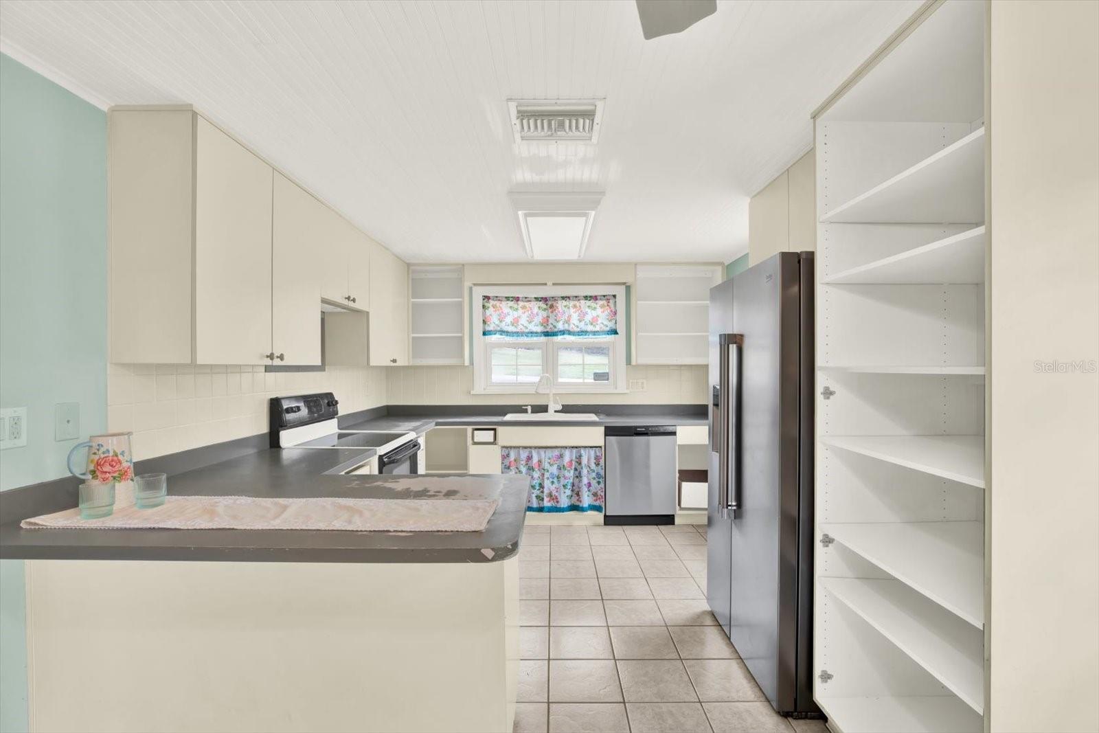 GOLF COURSE ESTATES SUB - Residential