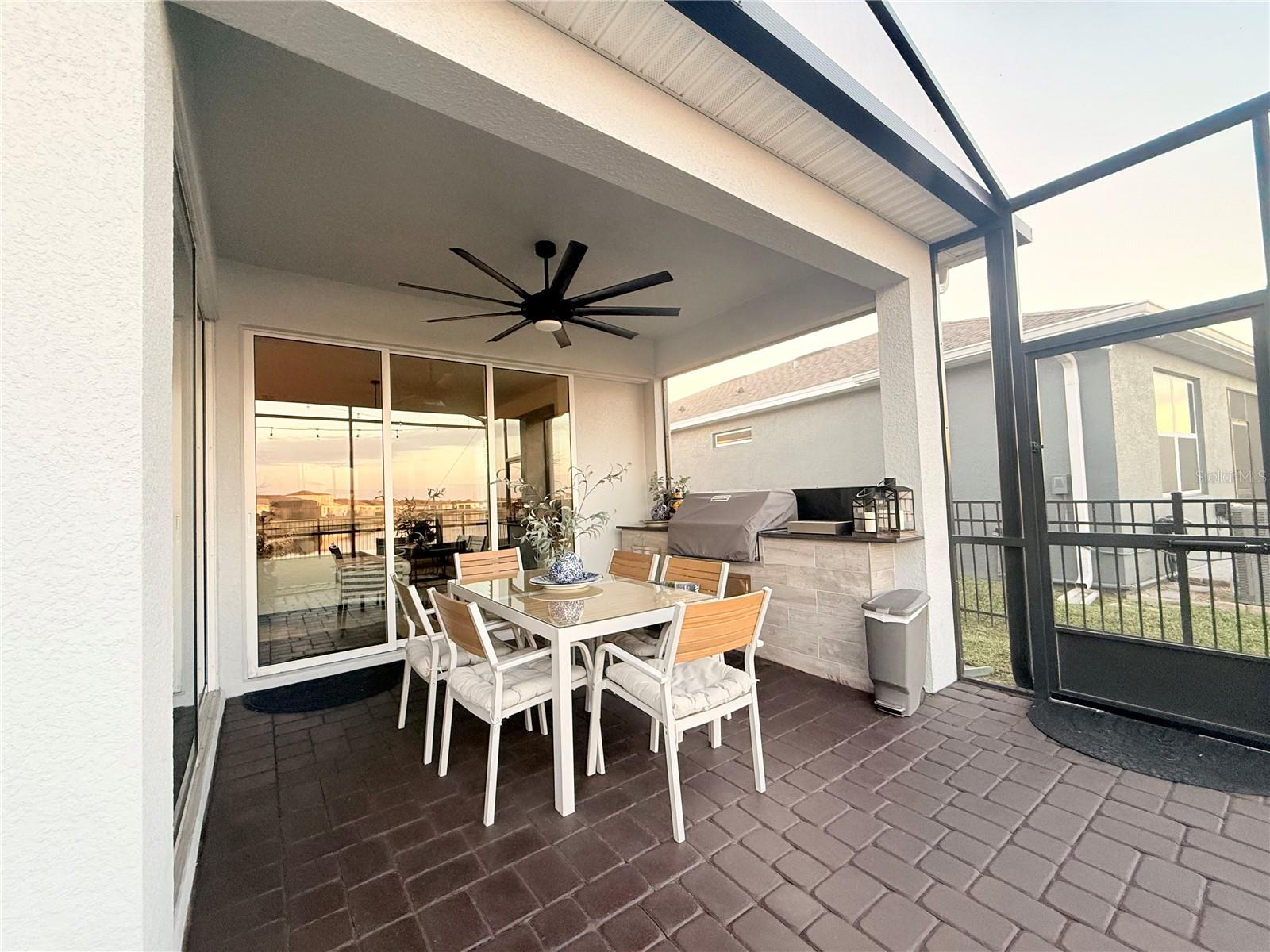 1994 SPRING SHOWER CIRCLE