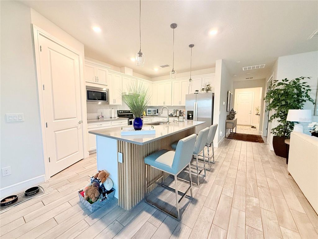 Photo of 1994 Spring Shower Circle, Kissimmee, FL 34744 (MLS # S5144463)