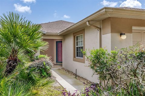 A home in LECANTO