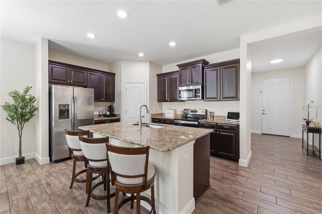 Photo of 16804 Myrtle Hill Lane, Parrish, FL 34219 (MLS # TB8485003)