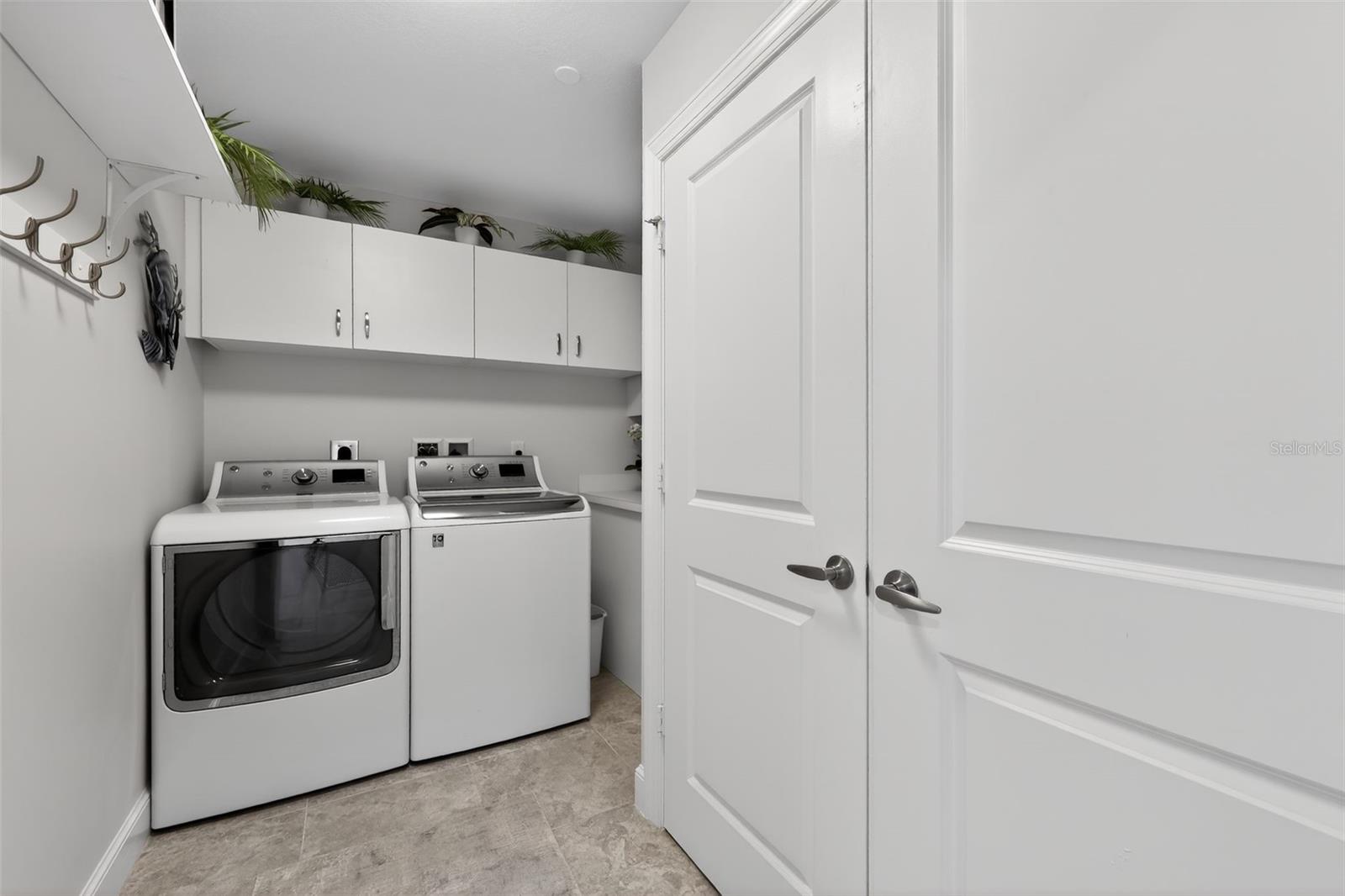 JUNO BAY COLONY - Residential