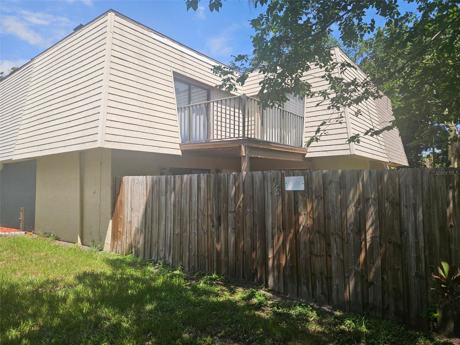 Welcome to your perfect Port Orange retreat! This charming 2-bedroom, 1.5-bath townhouse offers the ideal blend of comfort, convenience, and freedom—with NO HOA restrictions and land ownership included! Inside, you’ll find a bright, welcoming layout featuring an inside laundry area and a cozy kitchen that opens to your private patio—perfect for relaxing or entertaining.
Enjoy a prime location just minutes from top shopping and dining, healthcare facilities, Embry-Riddle Aeronautical University, and Palmer Chiropractic College. Whether you're a first-time homebuyer, student, or savvy investor, this home offers a low-maintenance lifestyle just 3 miles from the beach—all at a great price!
Don't miss this rare opportunity to own your very own place in Port Orange and start "Living the Dream" today!
