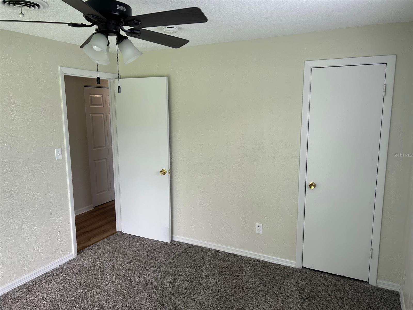 Fairway Unit 01 - Residential Lease