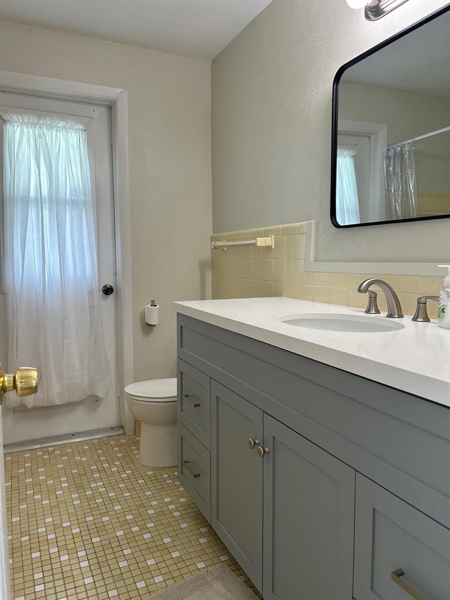 Fairway Unit 01 - Residential Lease