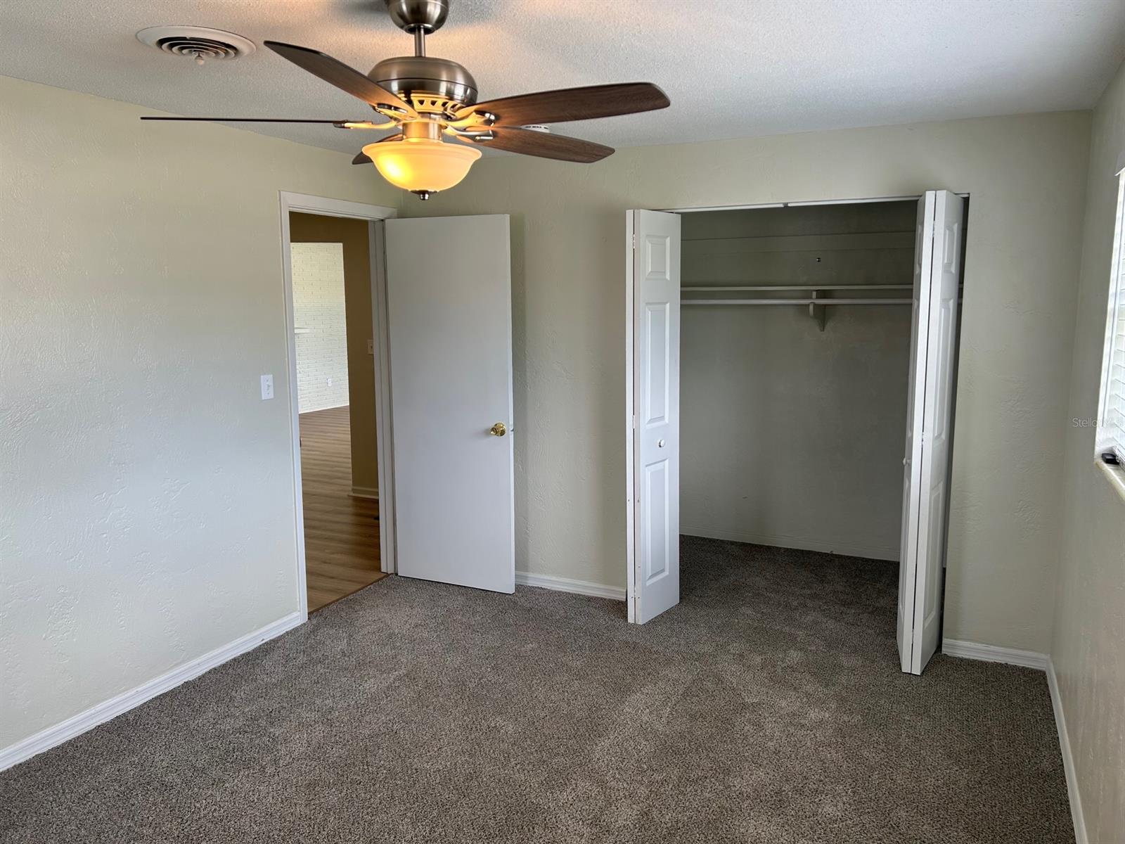 Fairway Unit 01 - Residential Lease