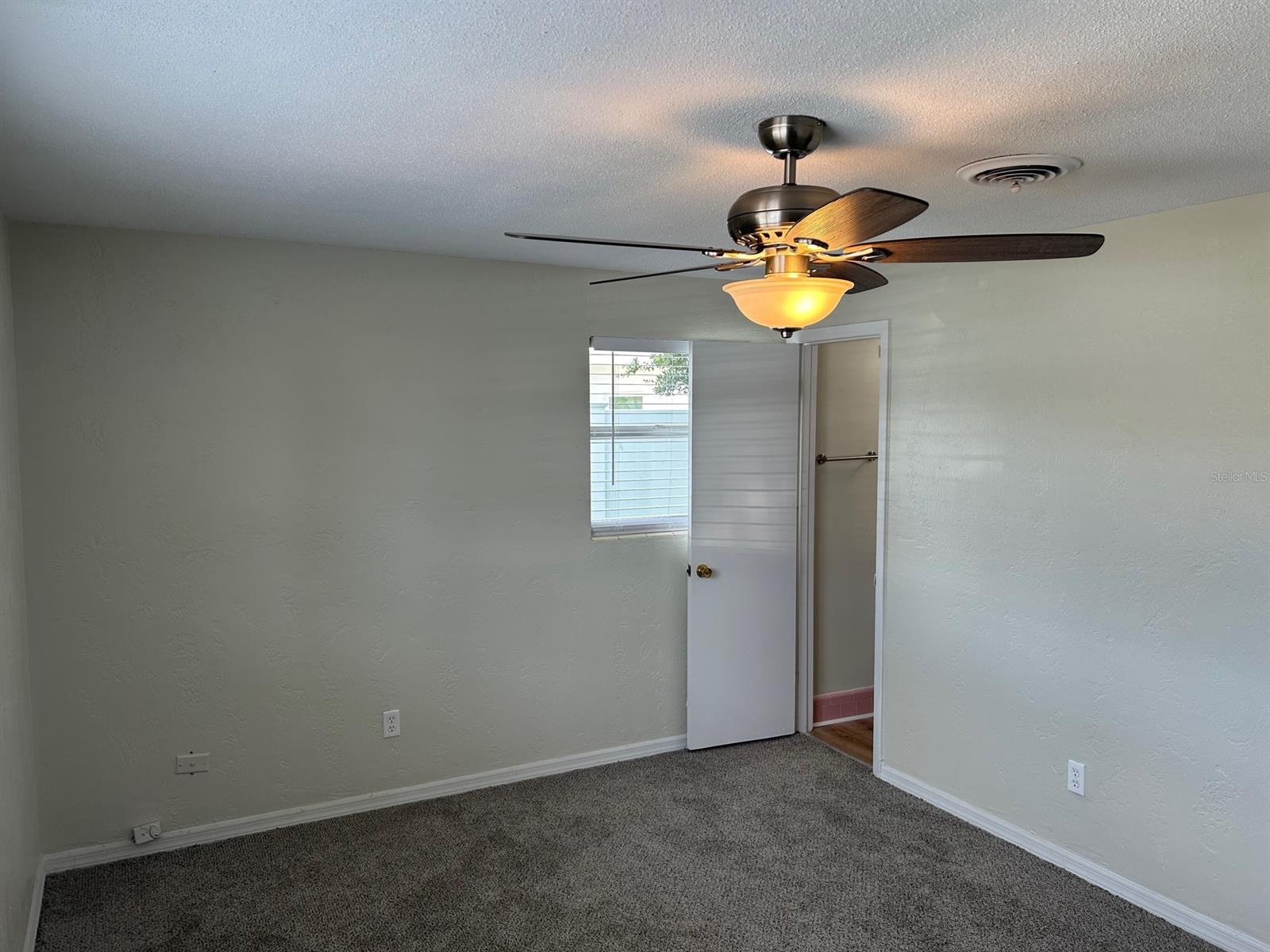 Fairway Unit 01 - Residential Lease