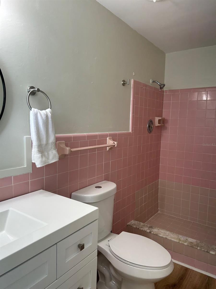 Fairway Unit 01 - Residential Lease