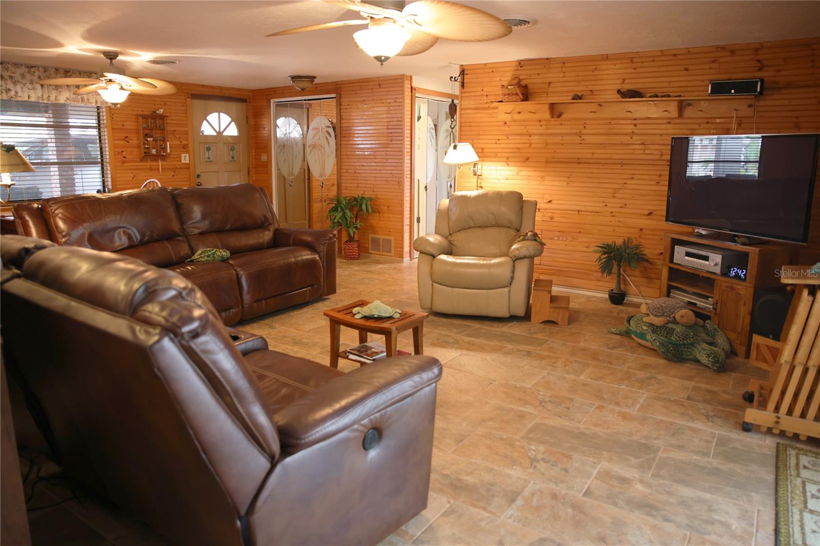 SIESTA ISLES - Residential