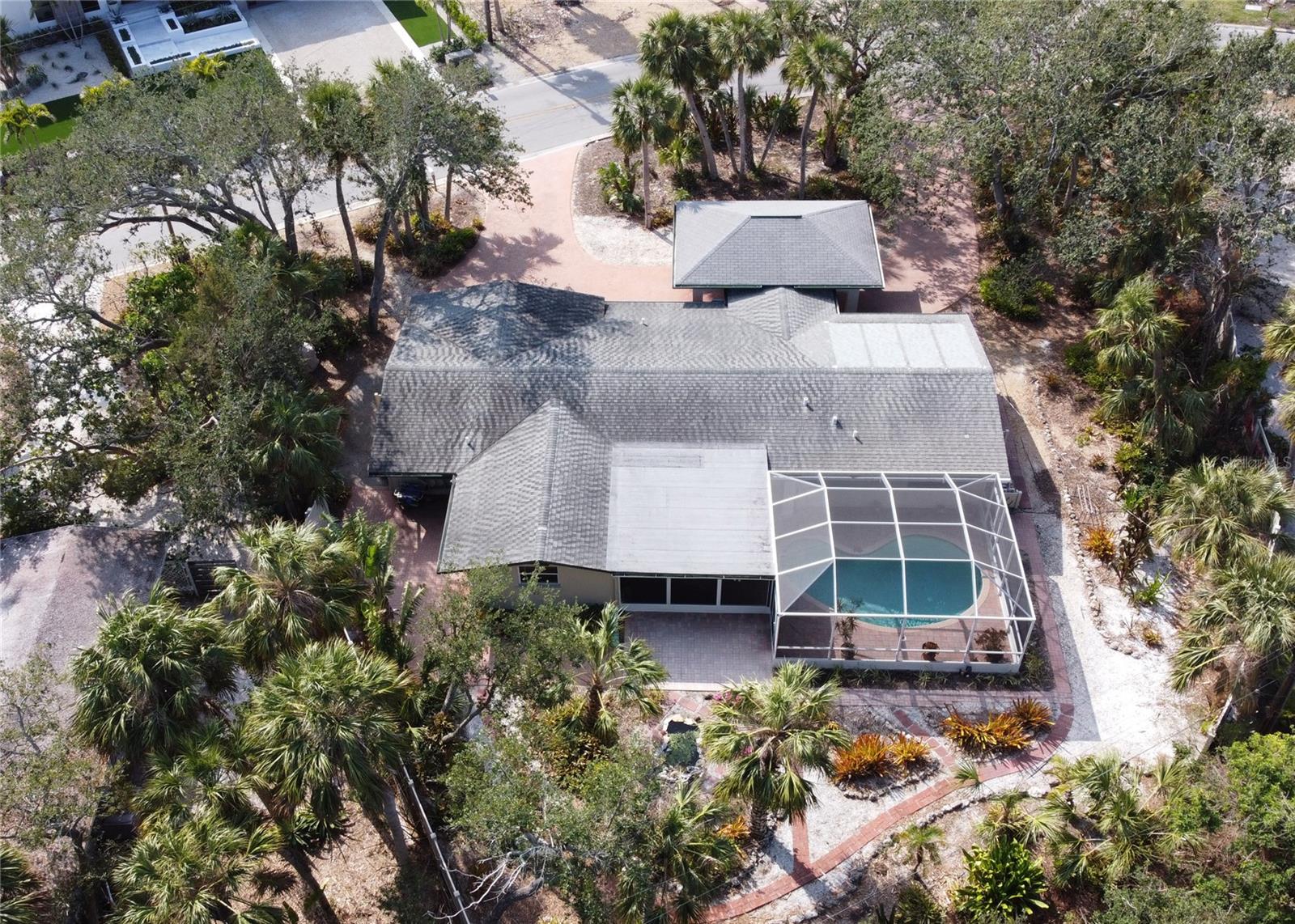 SIESTA ISLES - Residential