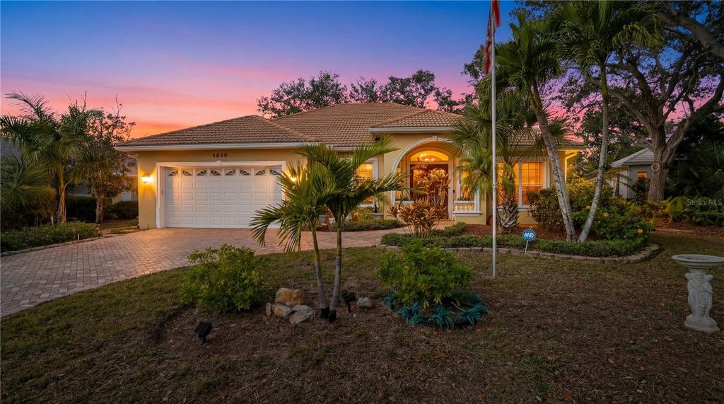 Photo of 4840 Jacaranda Heights Dr, Venice, FL 34293 (MLS # A4678606)