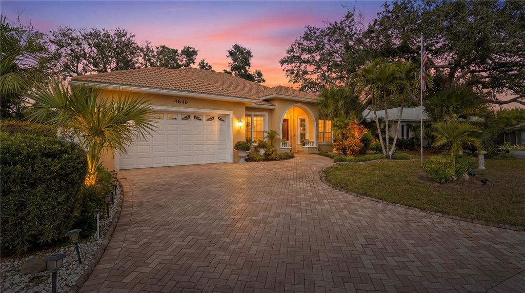 Photo of 4840 Jacaranda Heights Dr, Venice, FL 34293 (MLS # A4678606)