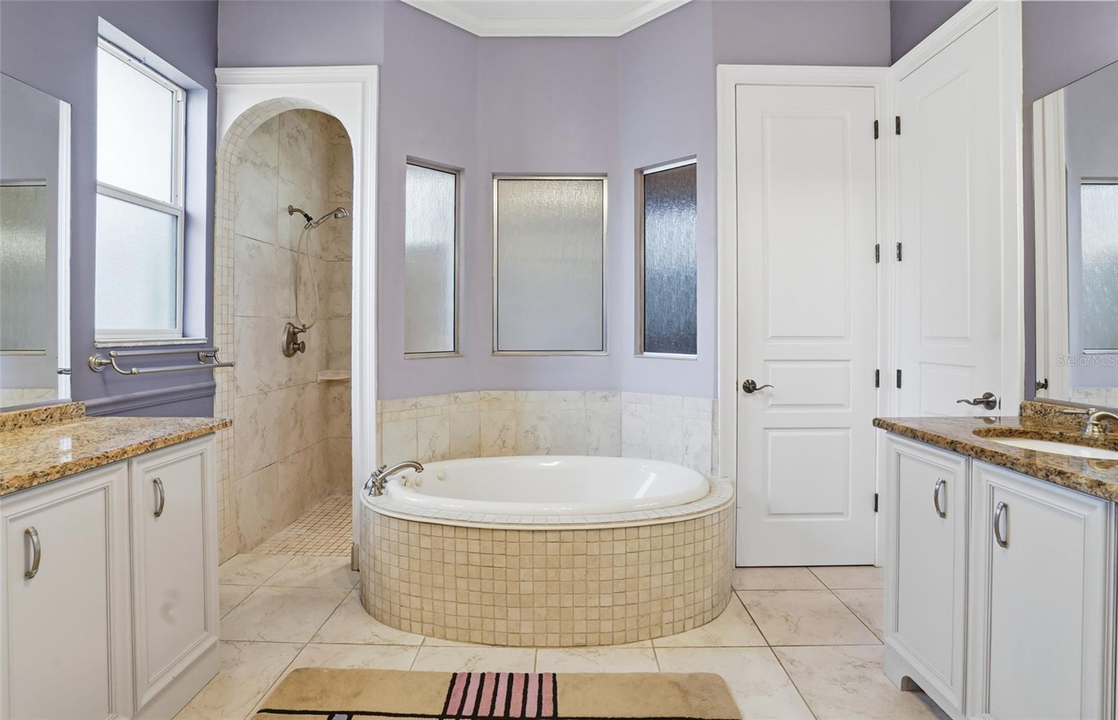 JACARANDA HEIGHTS - Residential