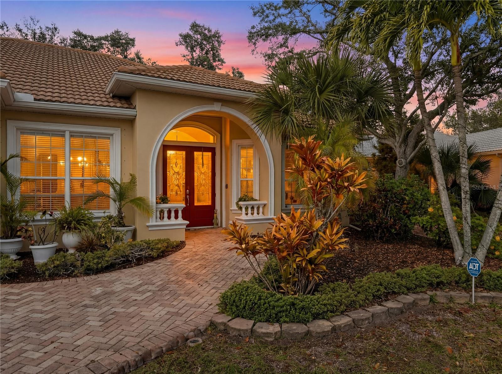 JACARANDA HEIGHTS - Residential