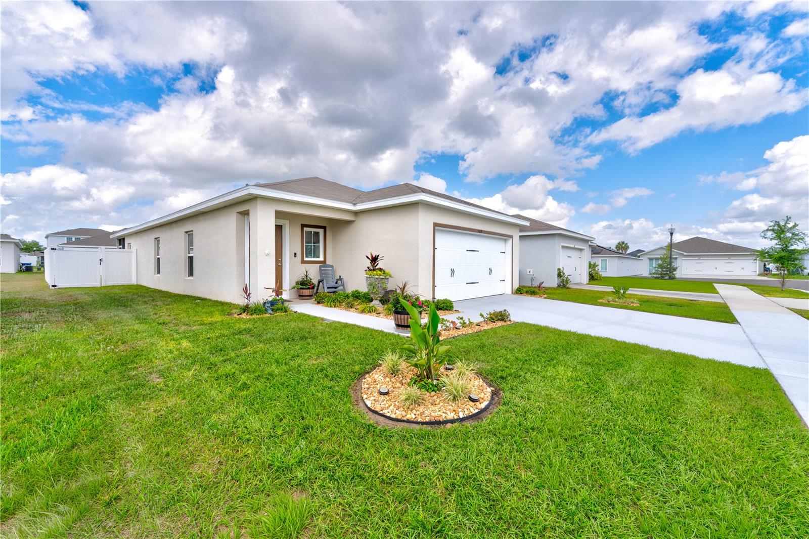 GRACELYN GROVE PH 1 - Residential