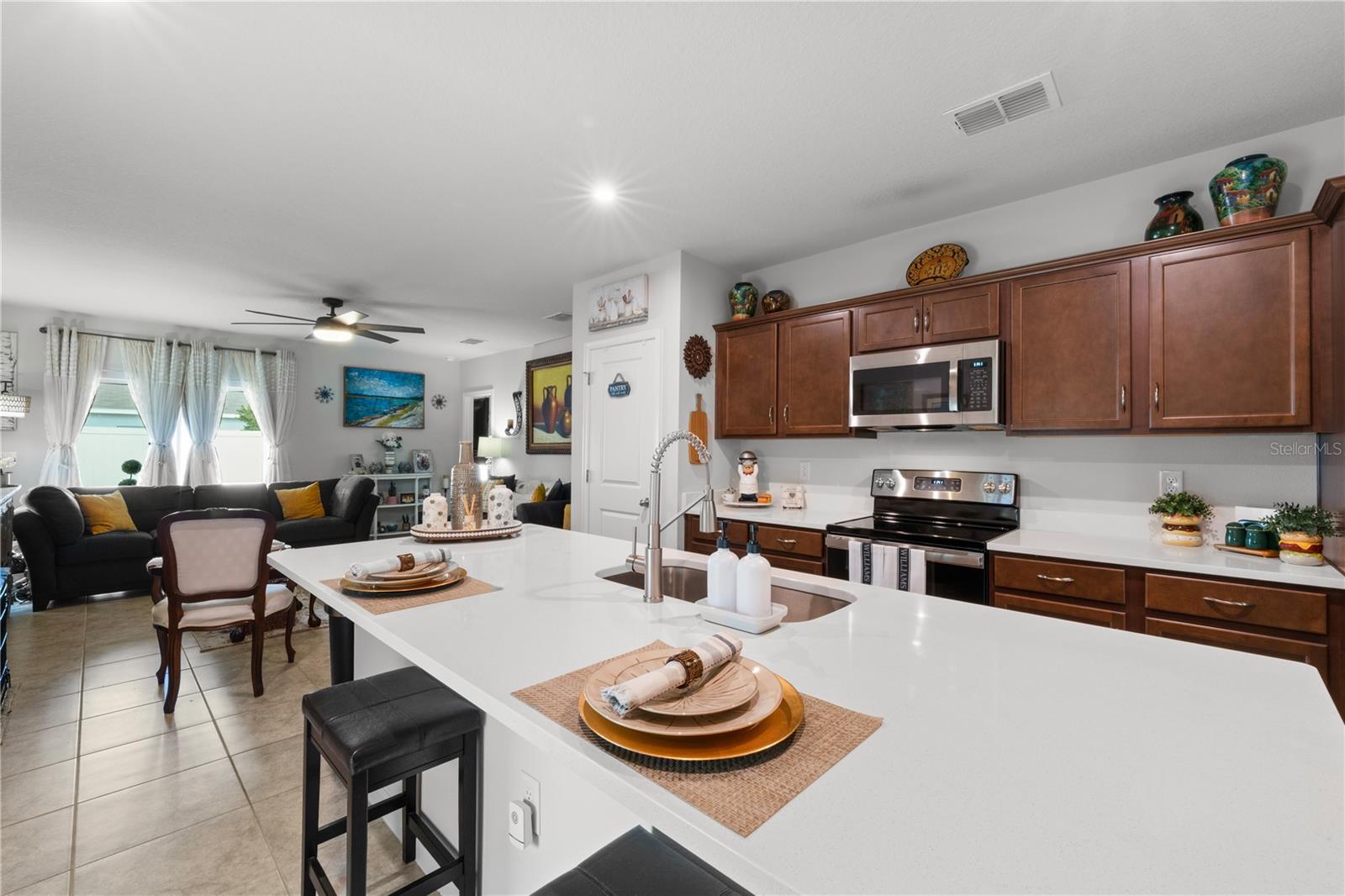 GRACELYN GROVE PH 1 - Residential