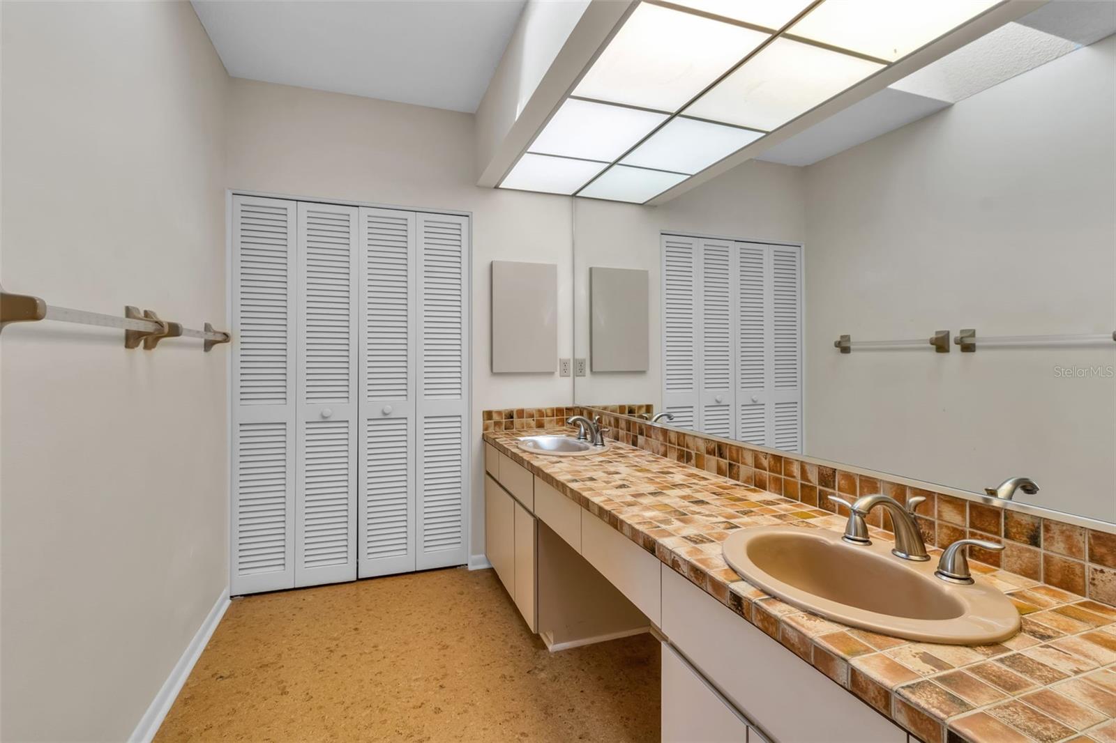 THE LANDINGS - Residential