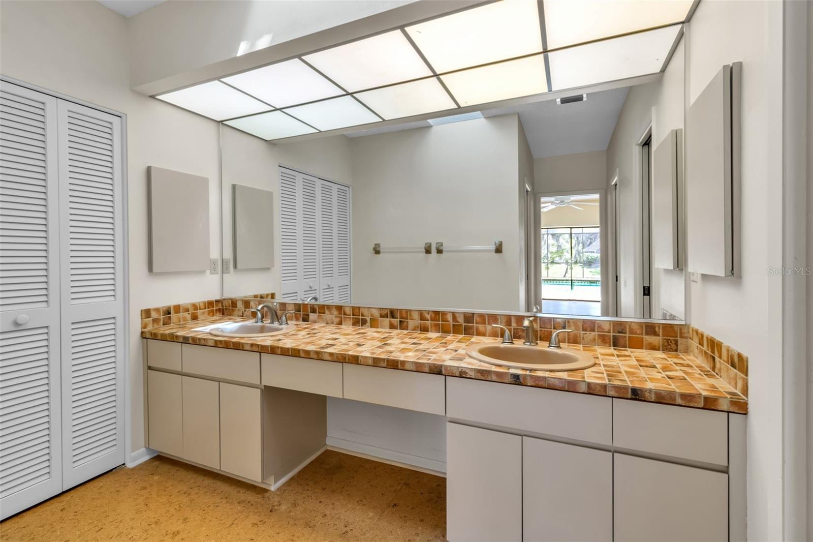 THE LANDINGS - Residential