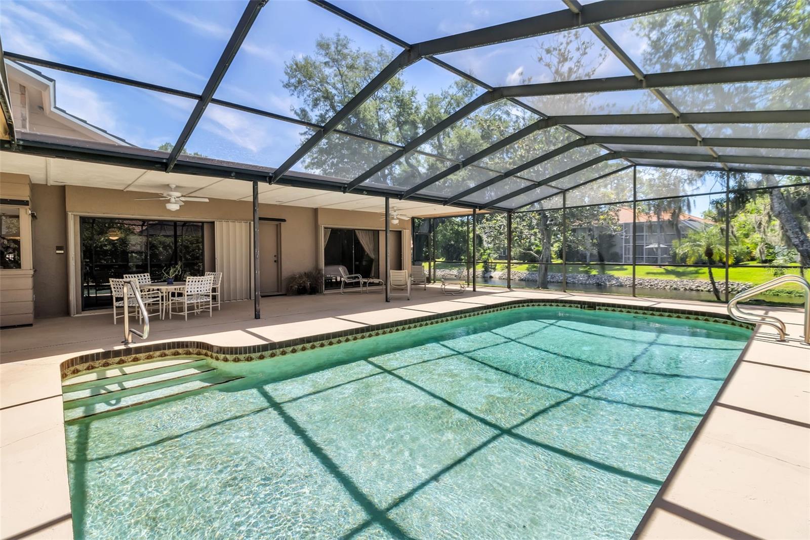 THE LANDINGS - Residential