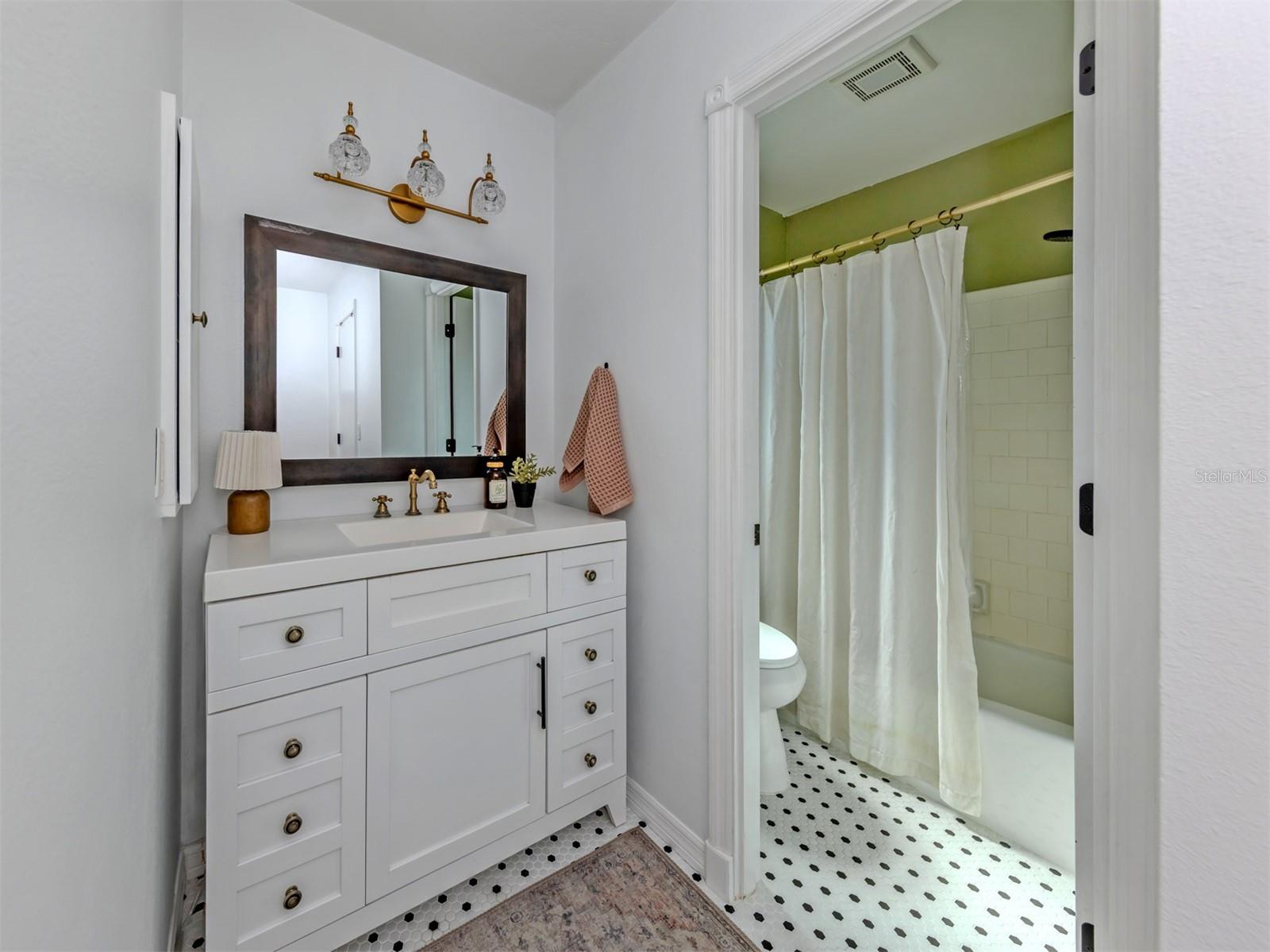 WARM MINERAL SPGS - Residential