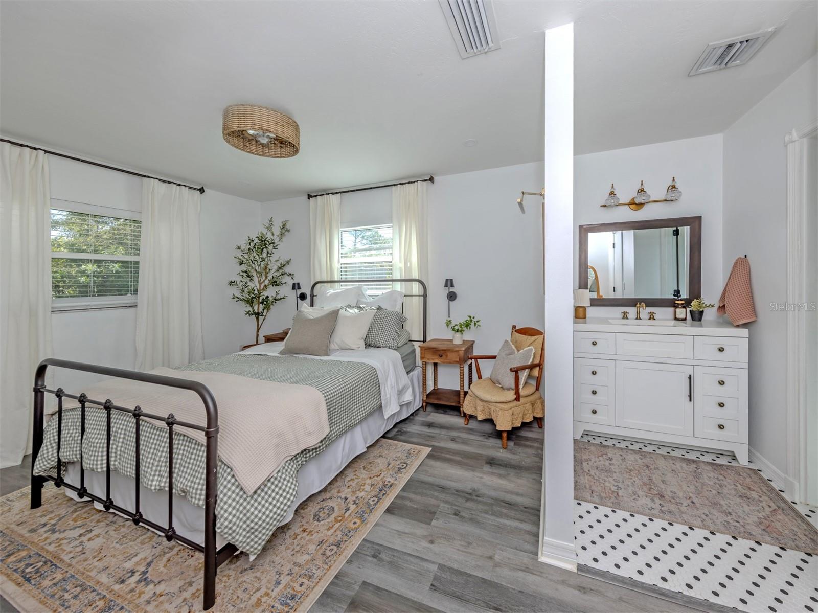 WARM MINERAL SPGS - Residential