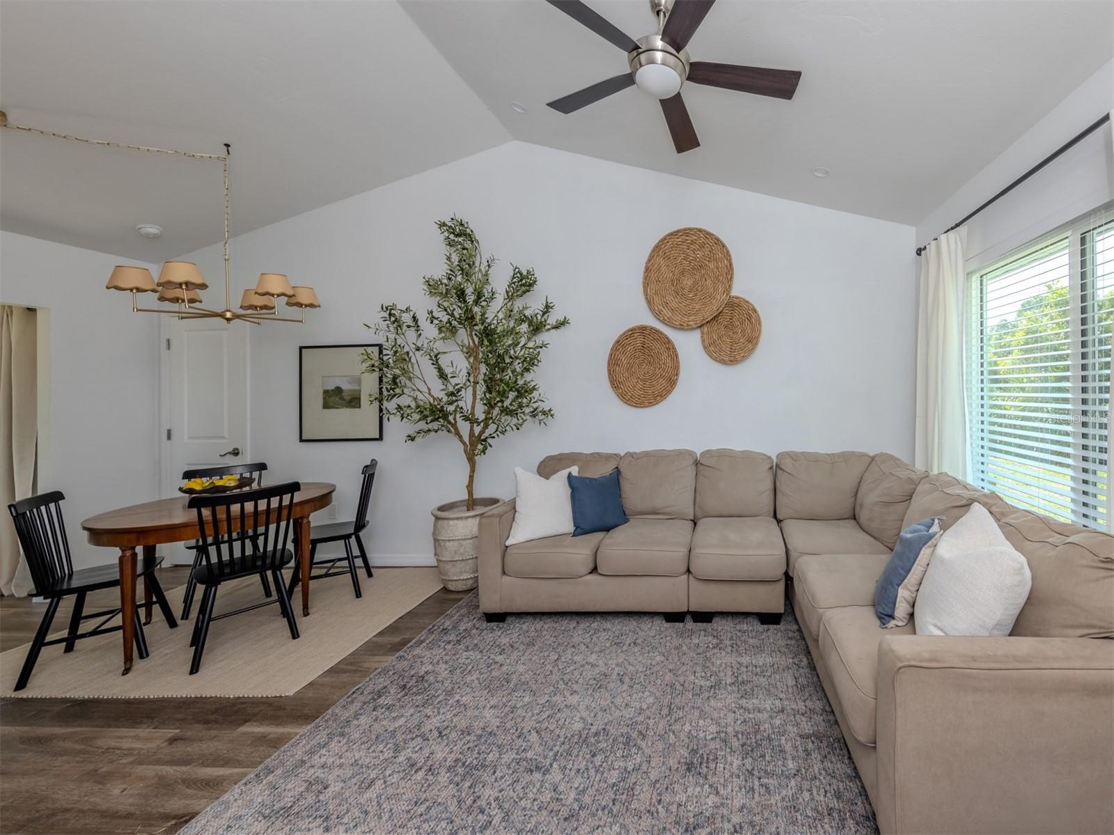 WARM MINERAL SPGS - Residential