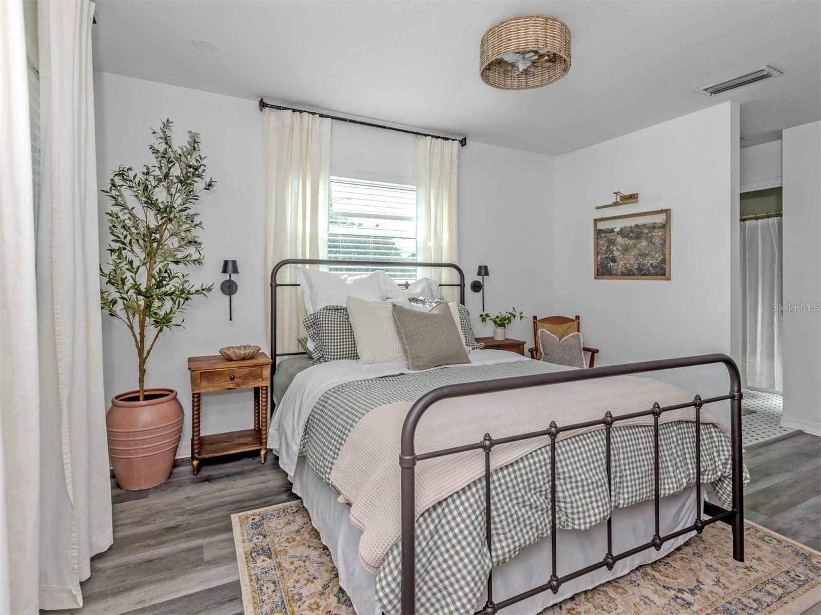 WARM MINERAL SPGS - Residential