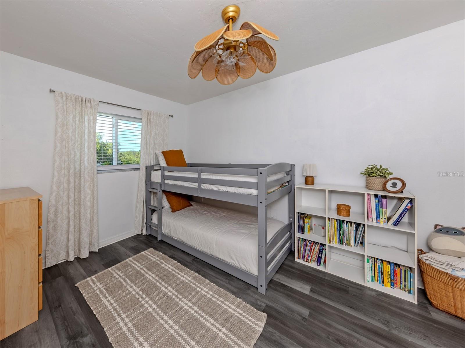 WARM MINERAL SPGS - Residential