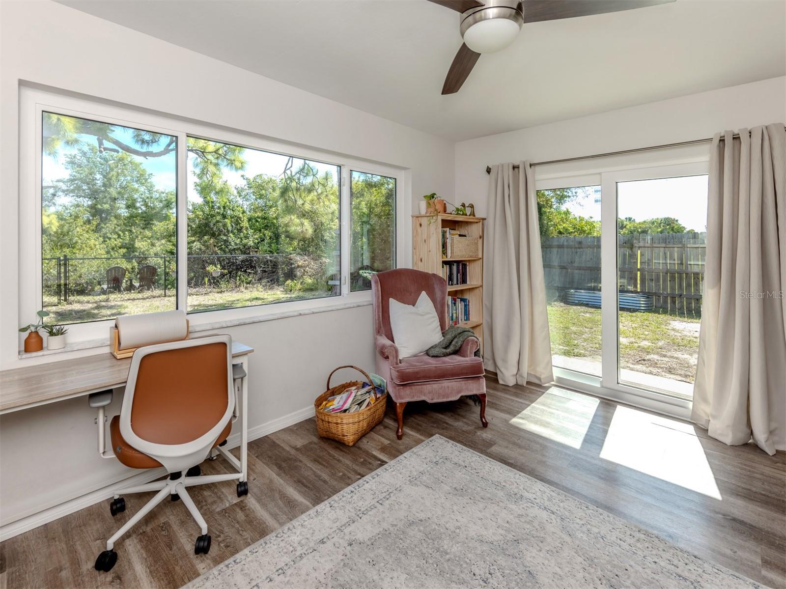 WARM MINERAL SPGS - Residential