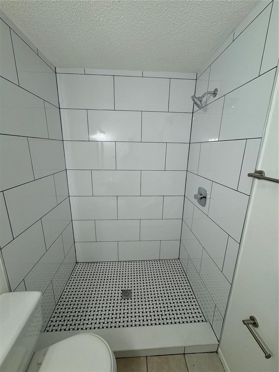 UNPLATTED - Residential Lease