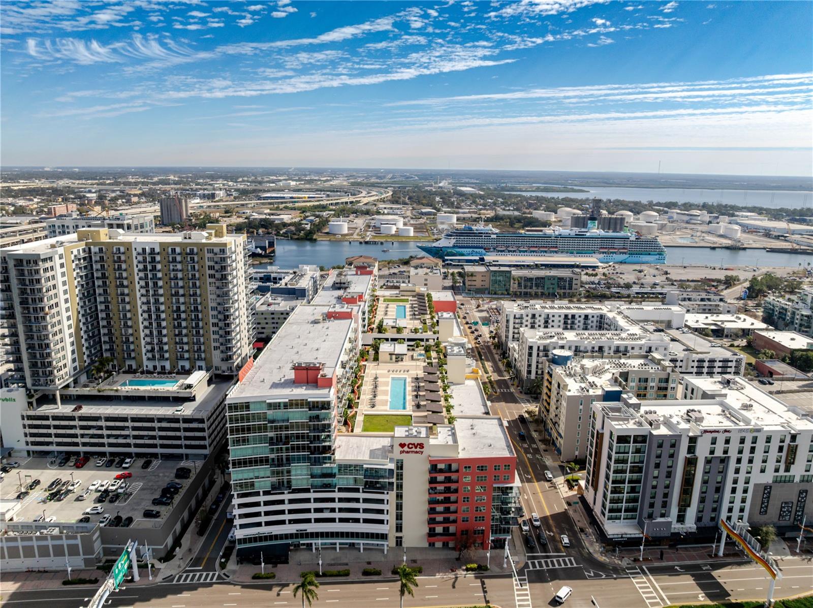 1120 E KENNEDY BOULEVARD 1520