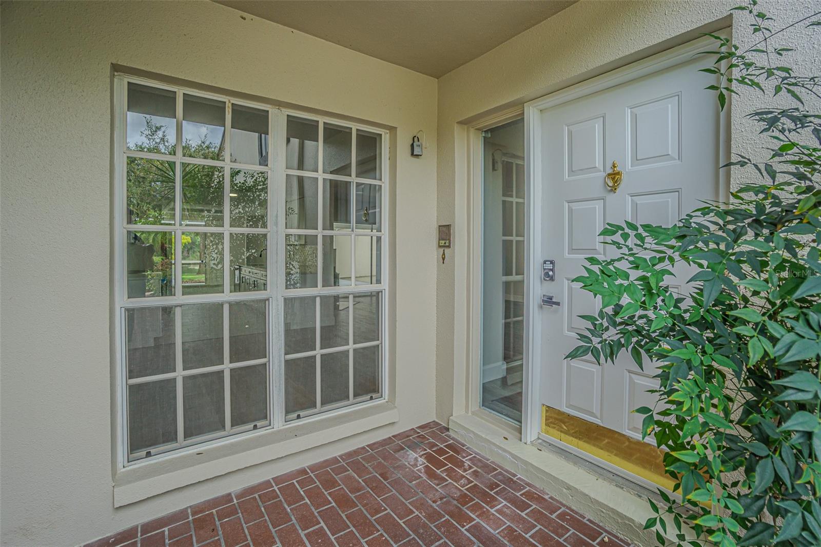 FAIRWAY LAKES TWNHMS II A C - Residential