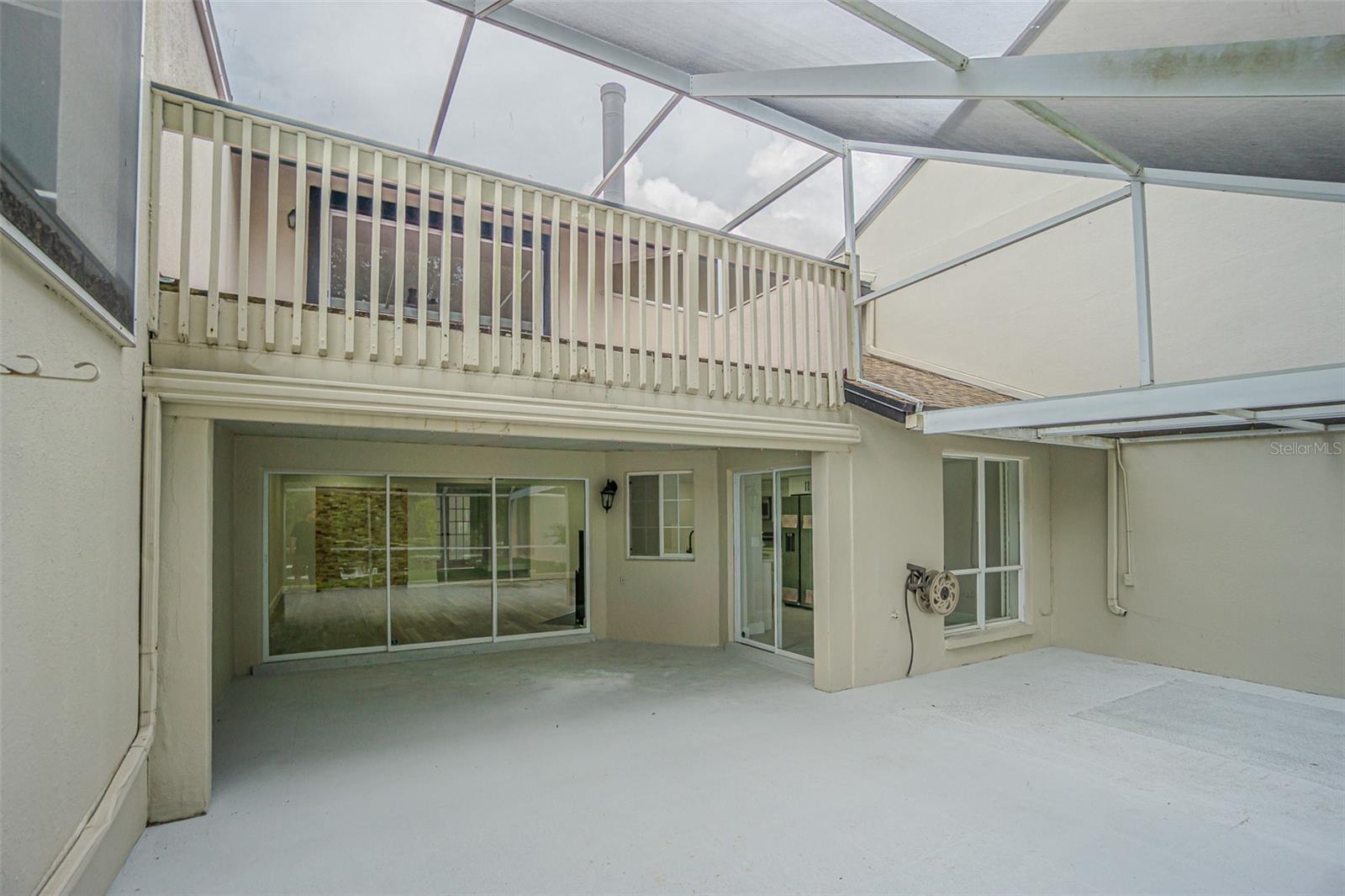 FAIRWAY LAKES TWNHMS II A C - Residential