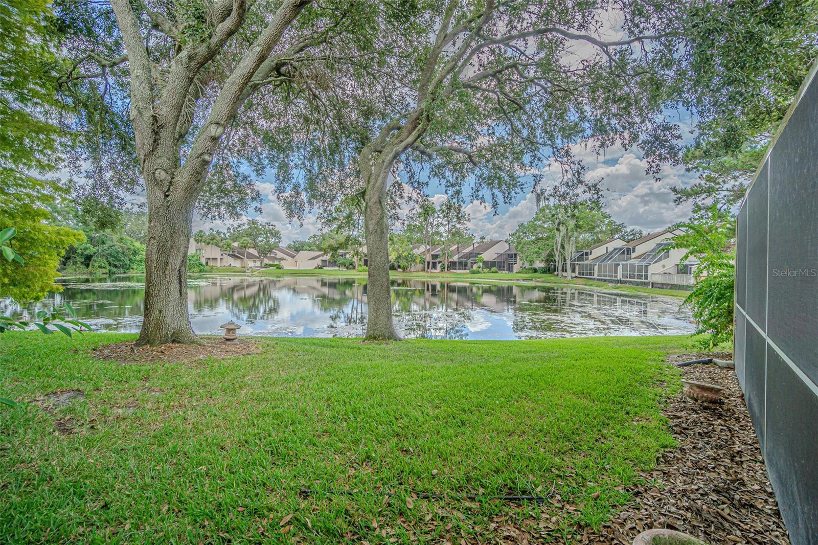 FAIRWAY LAKES TWNHMS II A C - Residential