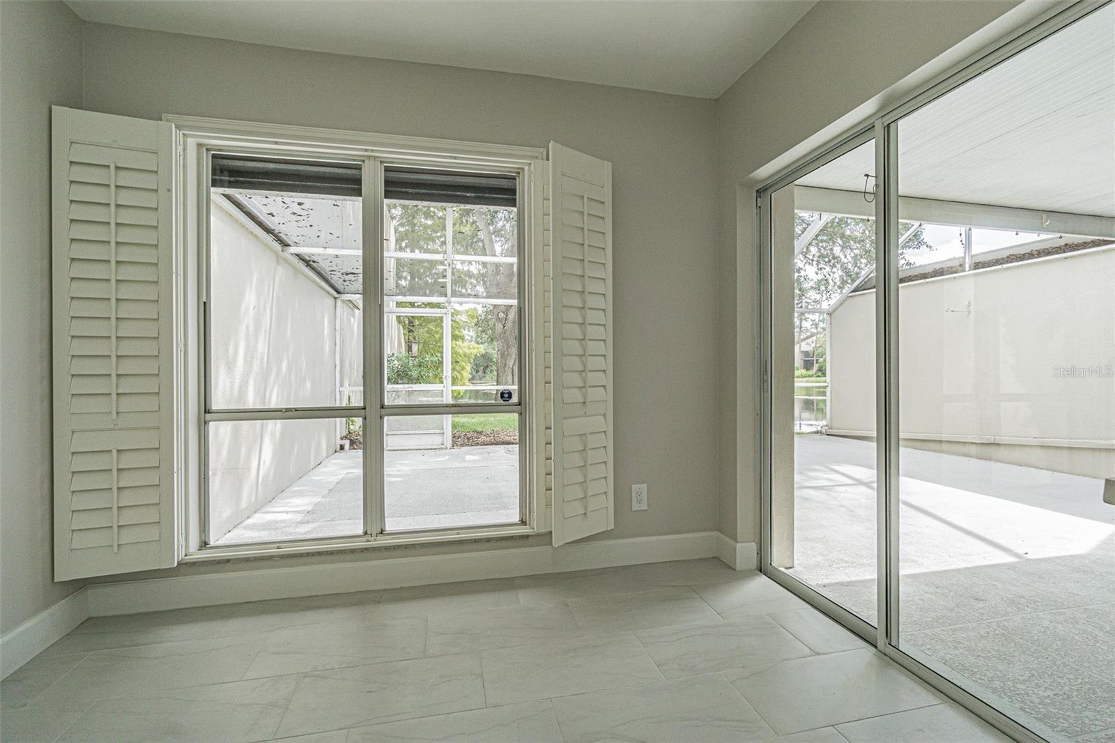 FAIRWAY LAKES TWNHMS II A C - Residential