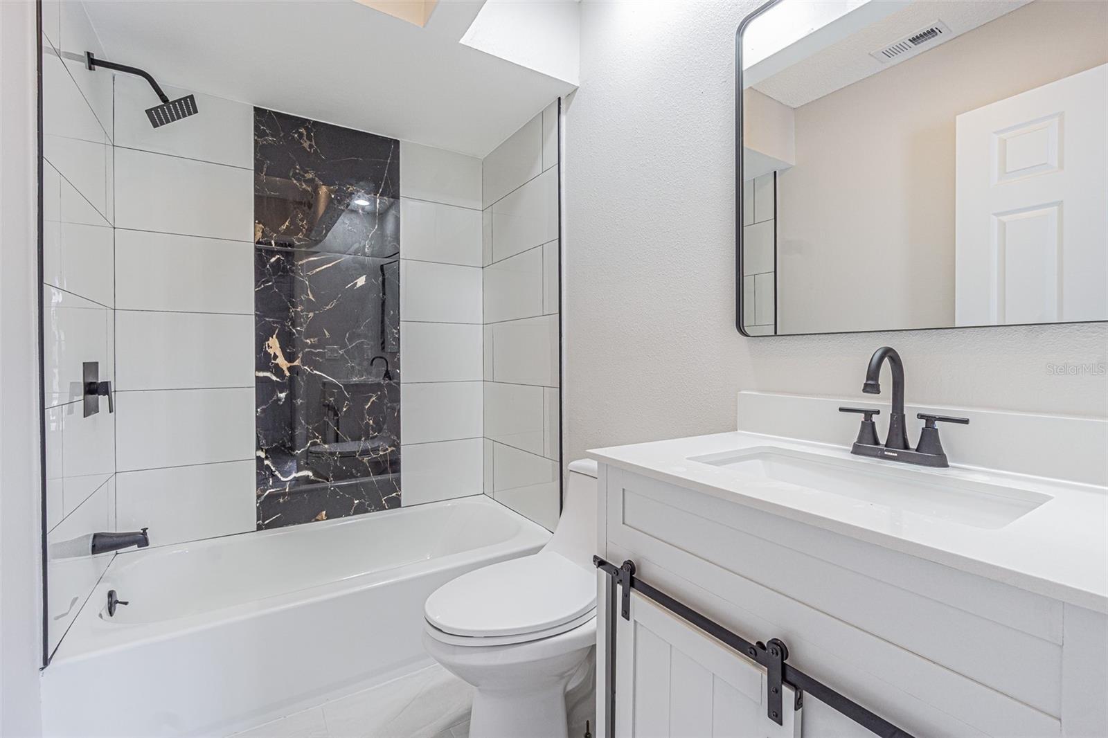 FAIRWAY LAKES TWNHMS II A C - Residential