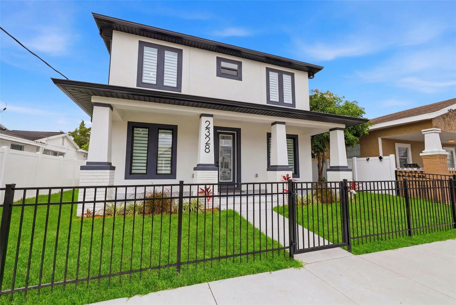 2328 W LA SALLE STREET