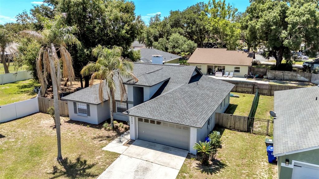 Photo of 6203 Vintner Lane, Lakeland, FL 33809 (MLS # L4962176)
