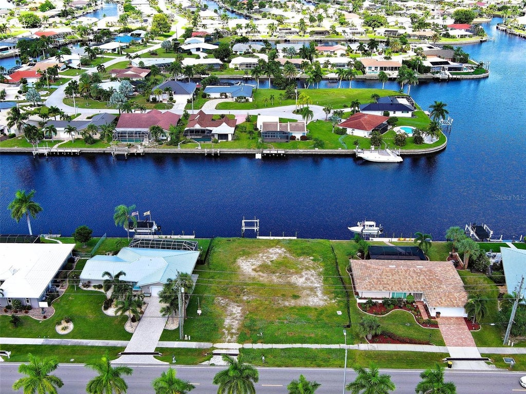 Photo of 1450 Aqui Esta Drive, Punta Gorda, FL 33950 (MLS # C7532109)