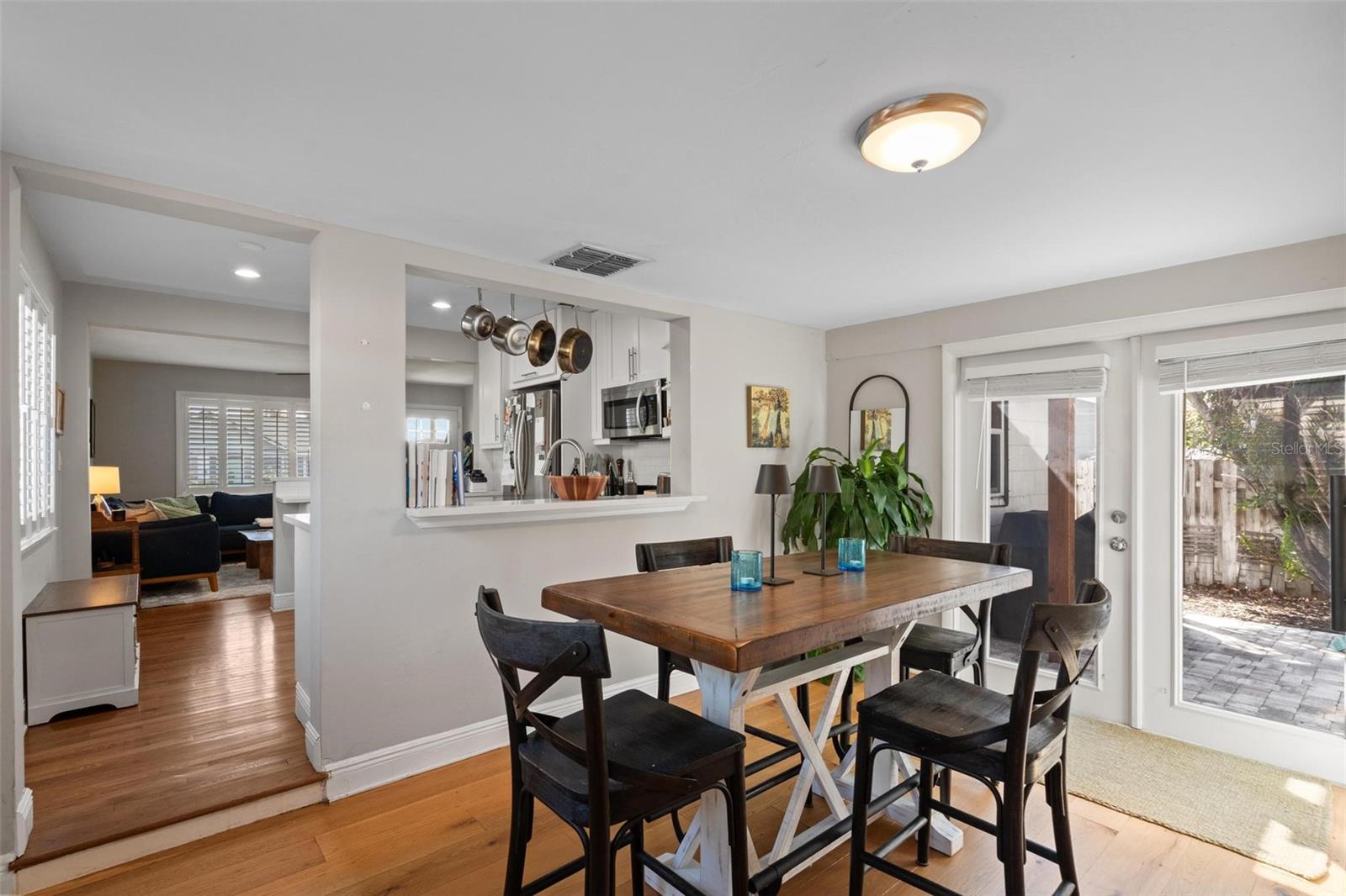 INTER BAY - Residential