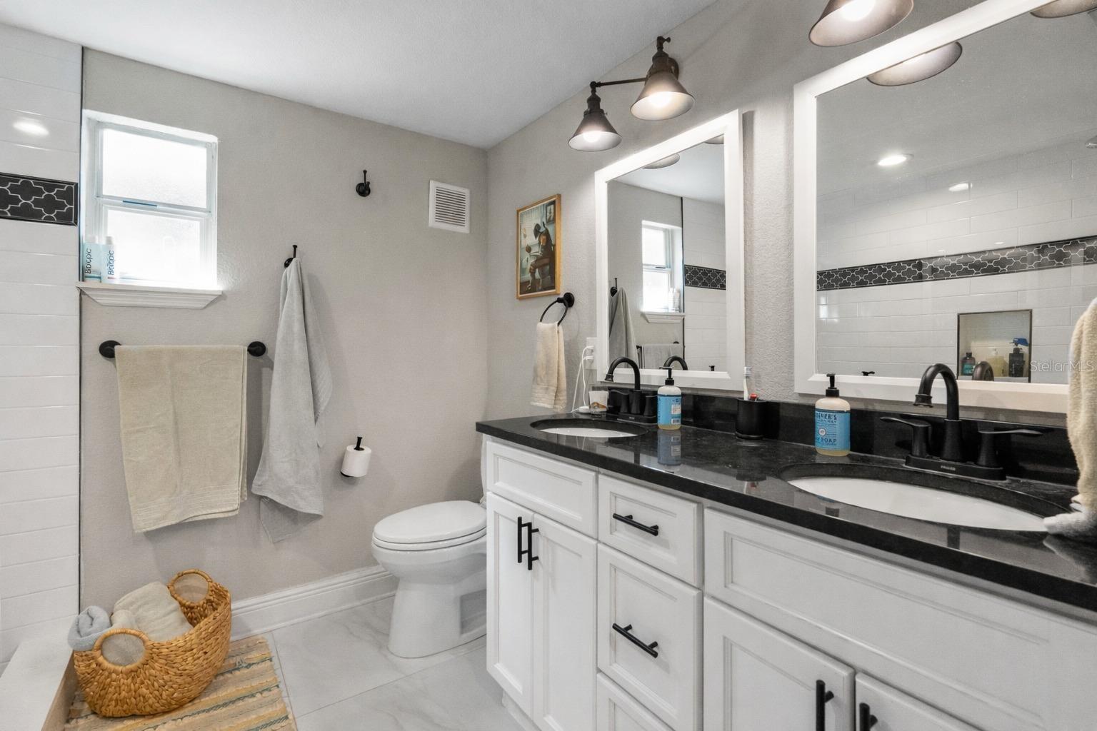 INTER BAY - Residential