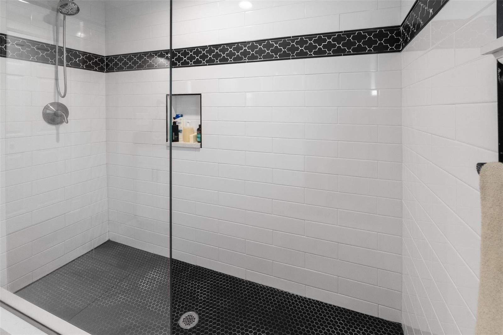 INTER BAY - Residential